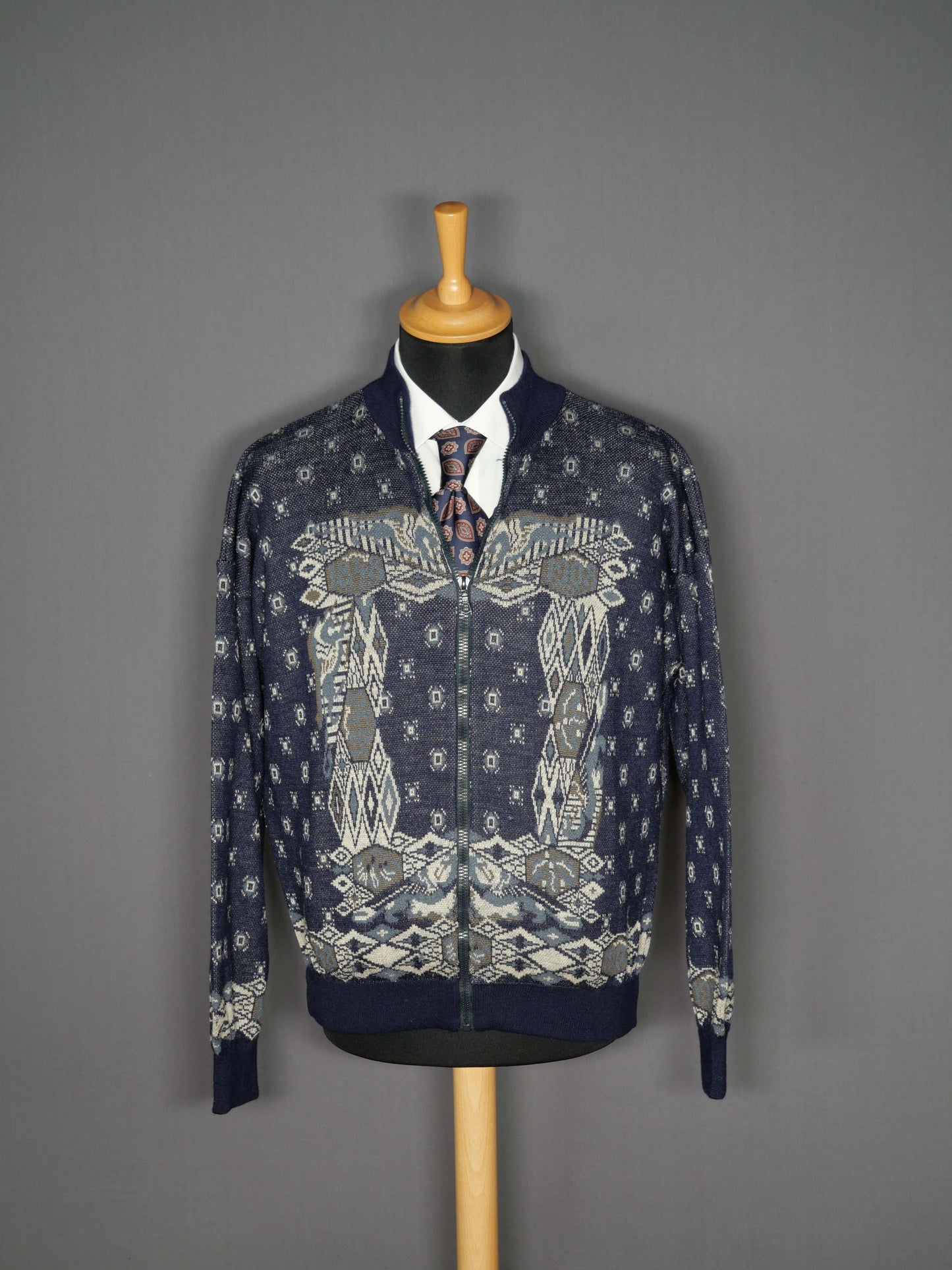 Strickjacke blau Muster - S